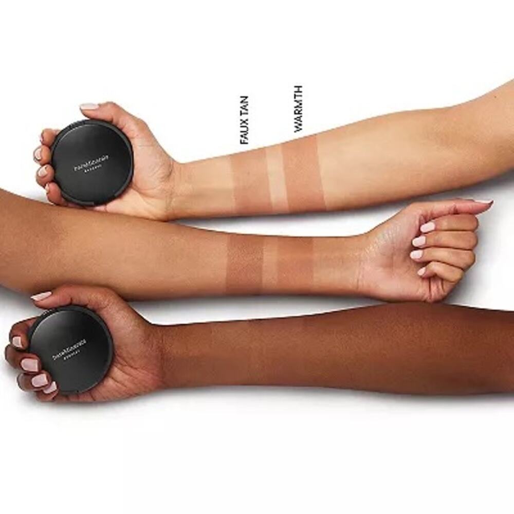 BareMinerals Endless Summer Bronzer in Warmth - Picture 2 of 3